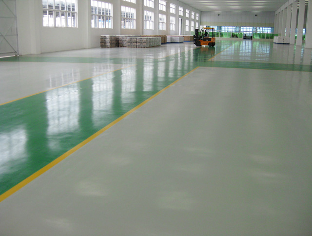 下雨天為何不適合環(huán)氧地坪施工？應(yīng)該注意什么？